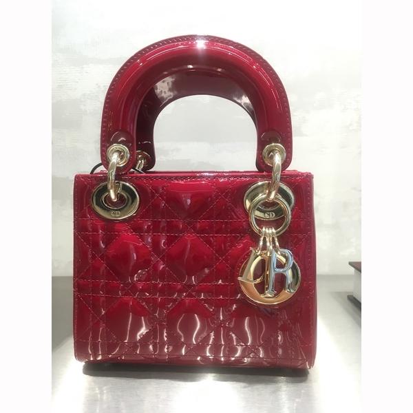 【Diorスーパーコピー】20AW新作 エナメル LADY DIOR ミニバッグ(Red / Black) 20040314